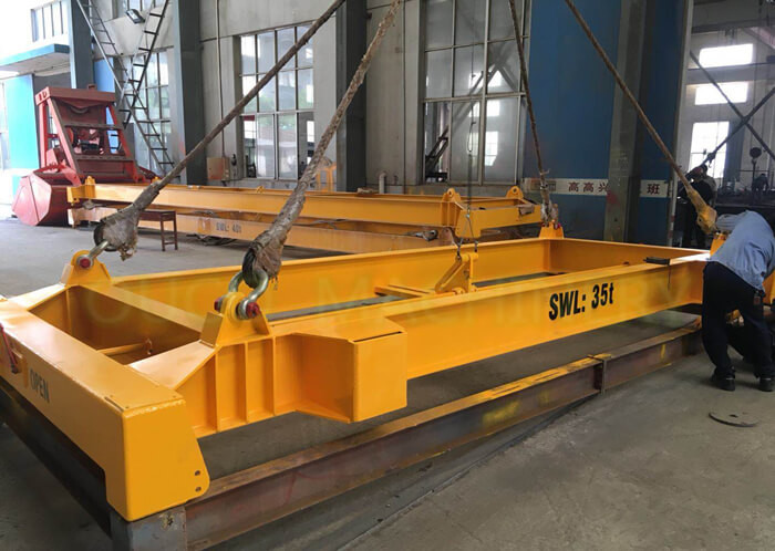 Standard Design Container Lifting Spreader , Semi - Automatic Lifting Beams Spreaders