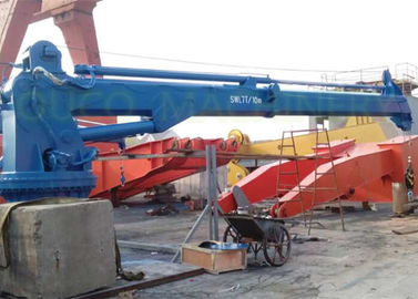 Customized Small Boat Deck Cranes 7T 10M Anti Rust Impact Resistance