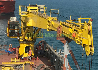 Yellow Telescopic Boom Crane Hydraulic Offshore Crane With CCS Certified