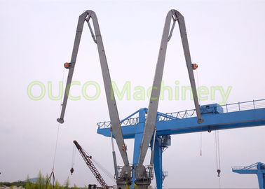 Hydraulic Knuckle Boom Crane Steel Structures 2.5 Ton High Impact Resistance