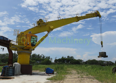 Electric Hydraulic Crane 3T40M Telescopic Boom  With Overload Protection System