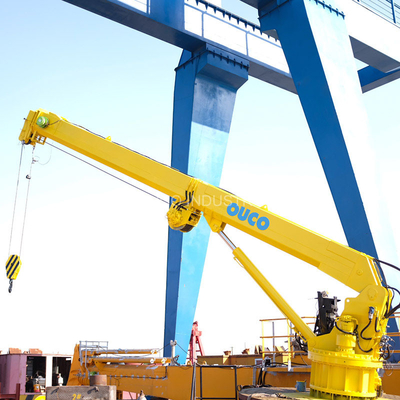 0.2t 20m Telescopic Boom Crane High Safety Marine For Lifting Cargoes